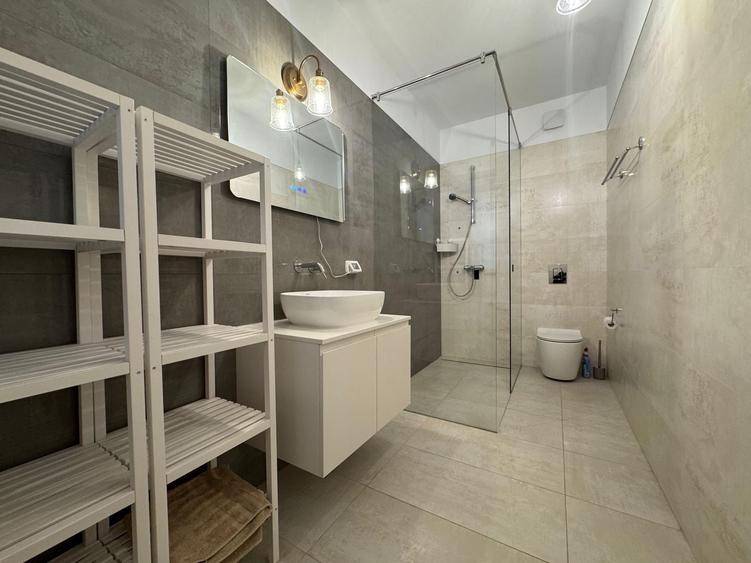 Apartament cu 2 camere decomandat, mobilat în Herăstrău