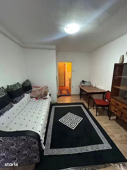 De vanzare garsoniera mobilata si utilata, etj 1, zona Scolii nr 8 - 2