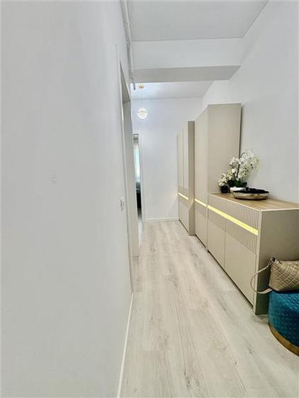 Apartament cu 2 camere decomandat, mobilat în Tomis Nord