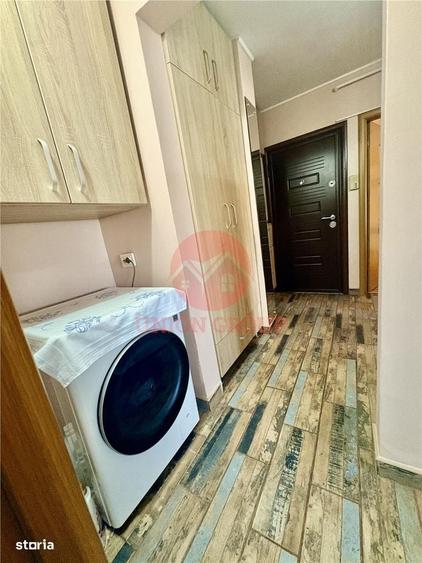Apartament cu 2 camere decomandat în CET