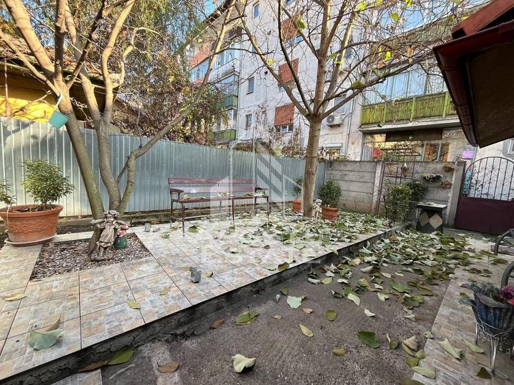 Casă individuală cu 4 camere cu Canalizare în Girocului