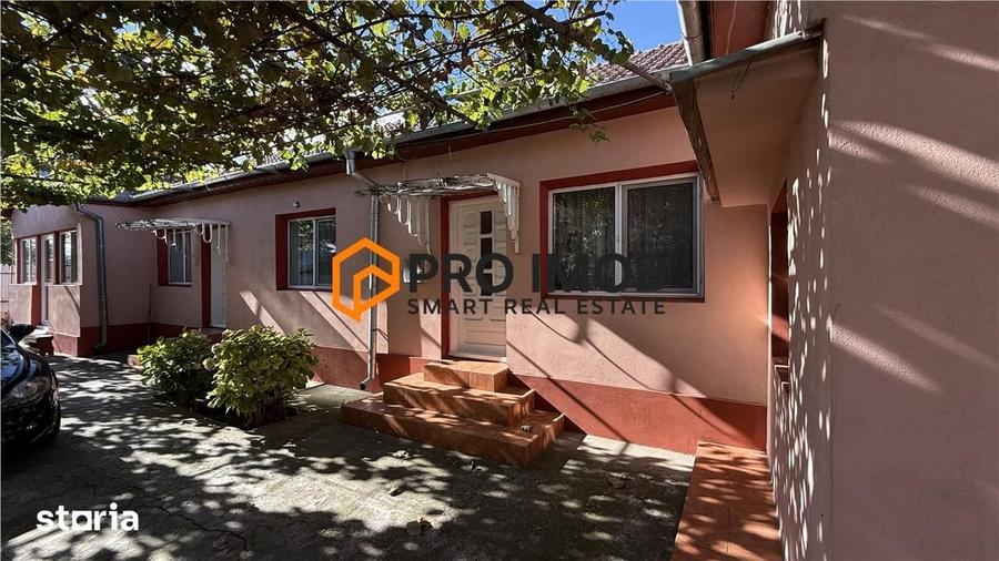 Casă cu 5 camere decomandat cu Teren 1709 Mp în Mărăcineni