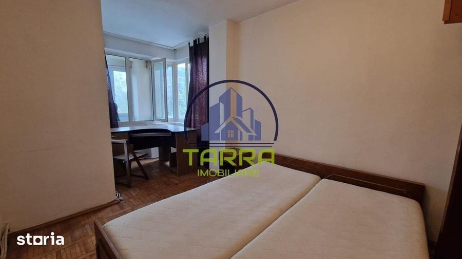Apartament cu 3 camere decomandat în Central