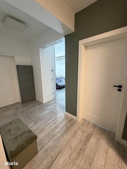 Apartament cu 4 camere decomandat în Iosia