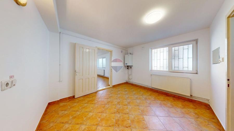 Spațiu comercial, de 82 mp, în Central
