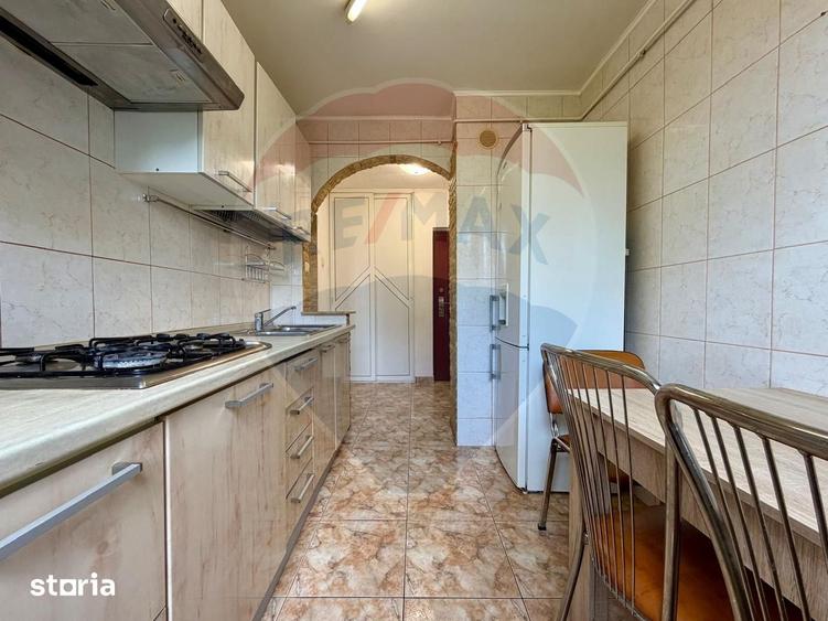 Apartament cu 2 camere ?i 2 balcoane de inchiriat - zona Podgoria - 10