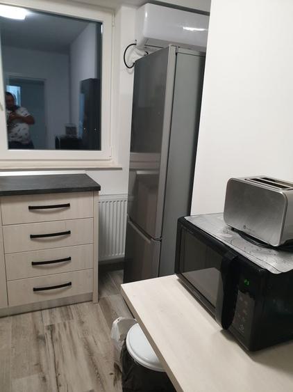 Apartament cu 2 camere decomandat în Sârbi