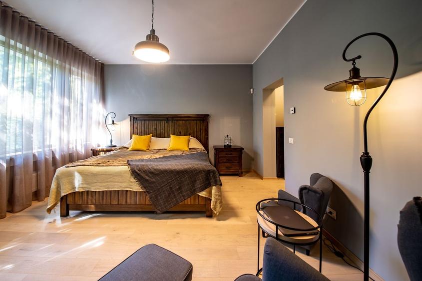 Penthouse cu 4 camere decomandat, mobilat în Kiseleff