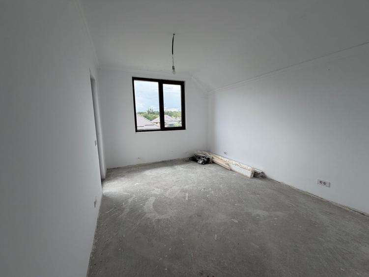 Duplex cu 3 camere cu Canalizare în Buftea