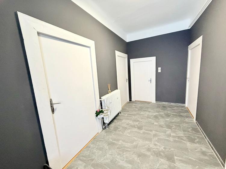 Casă individuală cu 3 camere cu Canalizare în Central