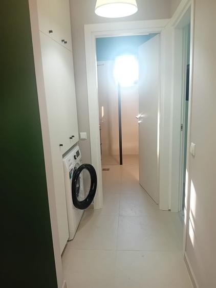 Apartament cu 2 camere decomandat în Calea București