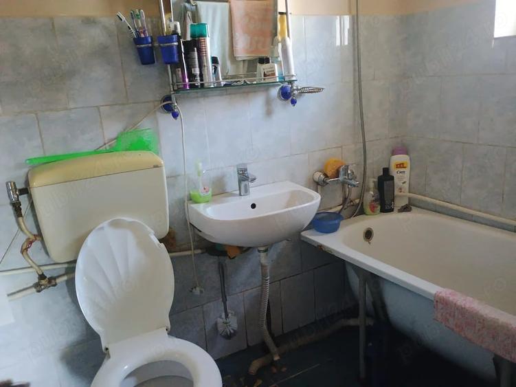 Casă cu 2 camere cu Teren 1950 Mp în Gothatea
