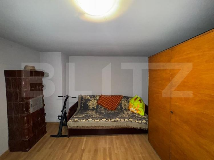 Casă individuală cu 4 camere cu Teren 5594 Mp în Crișcior