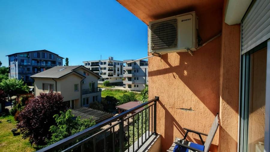 Apartament cu 2 camere decomandat, mobilat în Central