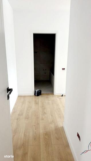 Apartament cu 4 camere în Militari