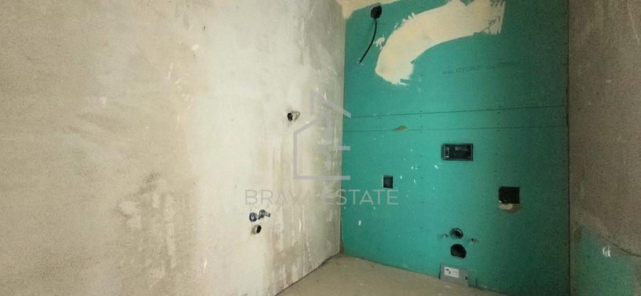 Apartament cu 2 camere semidecomandat în Mărăști