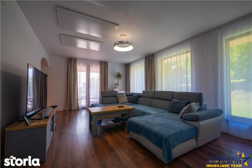 Casă cu 9 camere decomandat cu Teren 1750 Mp în Pestișu Mic