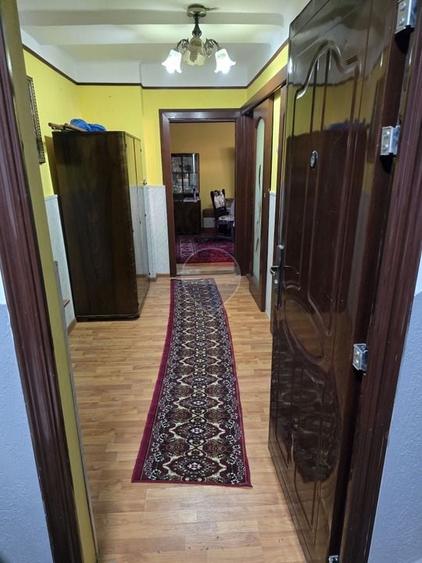 Apartament cu 2 camere semidecomandat, mobilat în Ultracentral