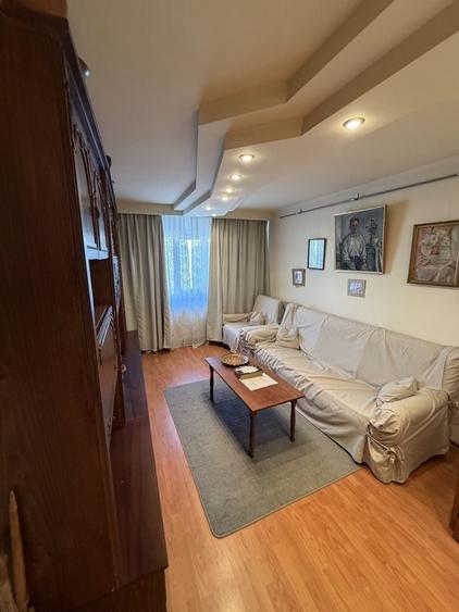 Apartament 2 camere, bl. D24, et. 3, langa Mall - 1