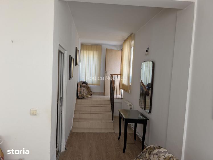 Casa 5 camere, 230 mp, teren 2.100 mp, an 2018 Stoene?ti, Giurgiu