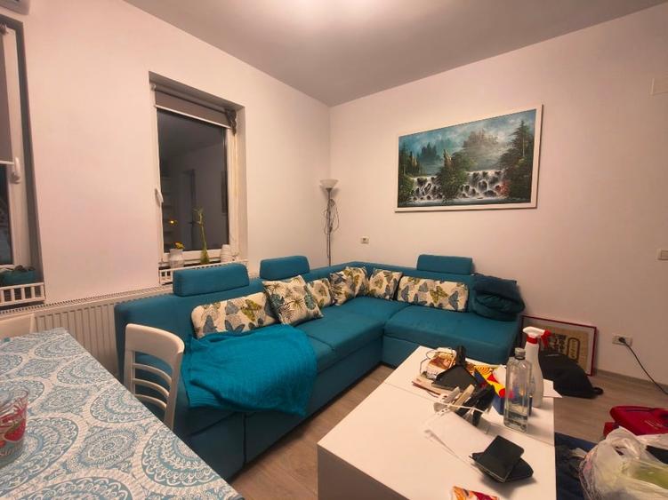 Apartament cu 3 camere semidecomandat, mobilat în Giroc