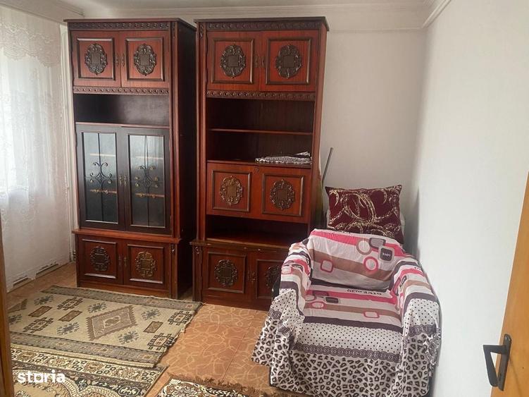 Apartament cu 3 camere decomandat în Exercițiu