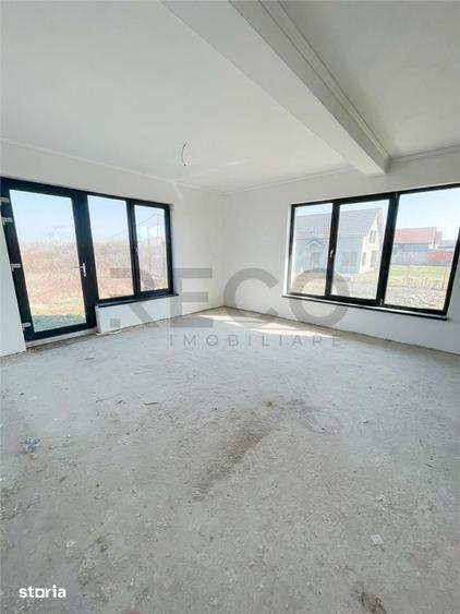 Casă cu 3 camere cu Teren 500 Mp în Sânmartin