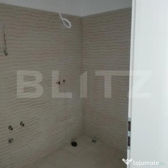 Casă cu 4 camere cu Teren 500 Mp în Bârnova