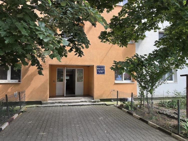 Garsonieră semidecomandată în Central