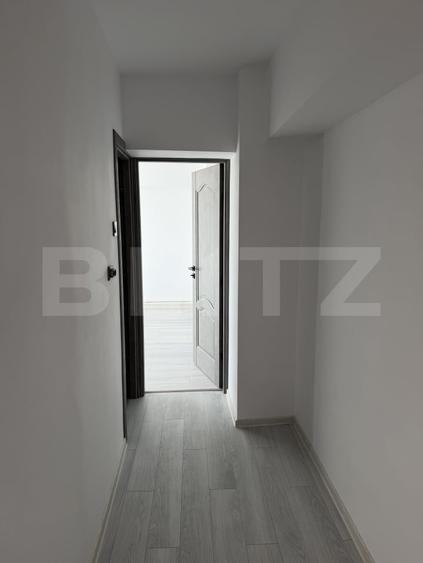 Apartament cu 3 camere decomandat, mobilat în Micro 21