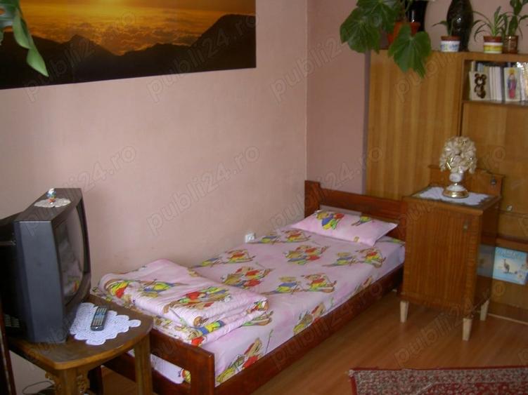 Garsonieră decomandată în Central