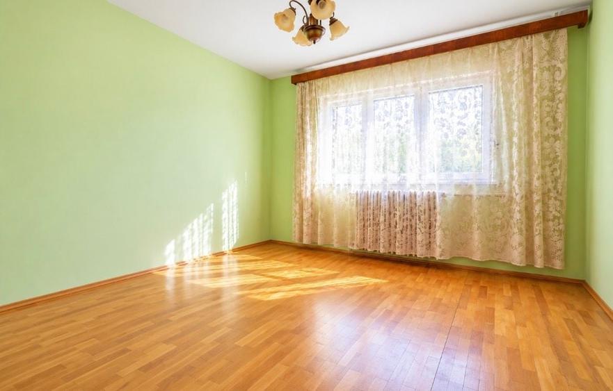 Casă individuală cu 5 camere cu Canalizare în Cantemir