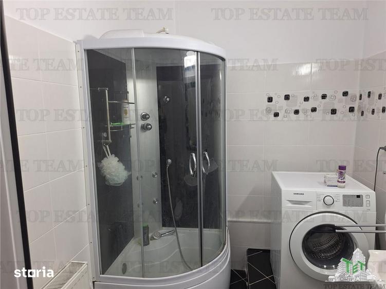 Casă cu 6 camere cu Teren 262 Mp în Ultracentral