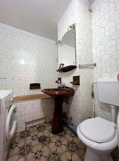 Apartament cu 3 camere decomandat în Decebal