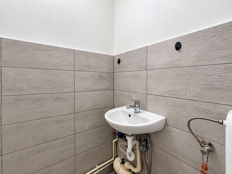 Spațiu comercial, de 50 mp, în Central