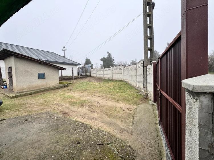 Casă cu 2 camere cu Teren 600 Mp în Central