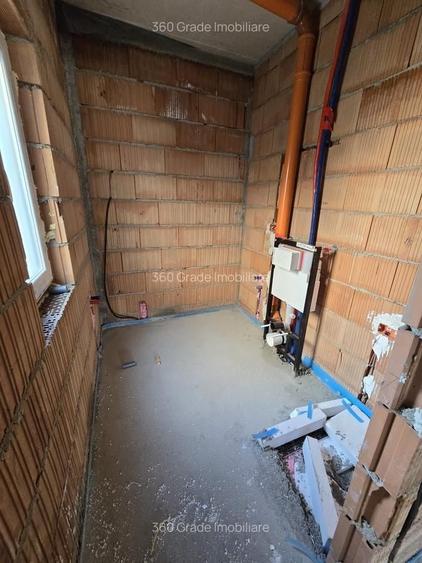 Duplex cu 5 camere cu Canalizare în Moșnița Nouă