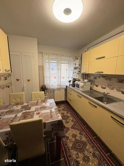 Apartament cu 3 camere în Central