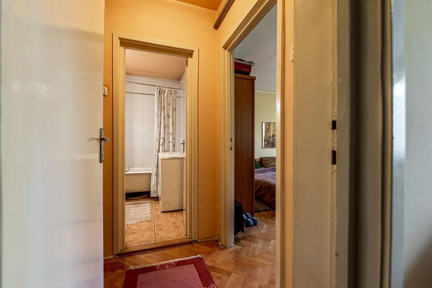 Apartament cu 2 camere semidecomandat, mobilat în Podgoria