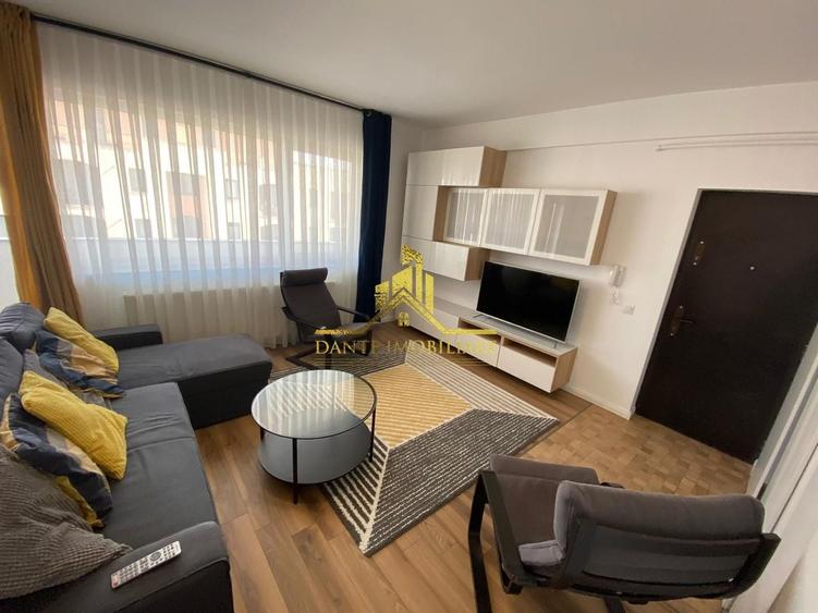 Apartament cu 2 camere semidecomandat, mobilat în Bună Ziua