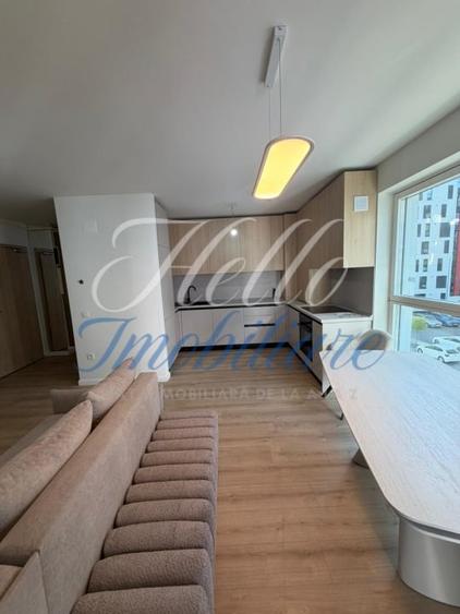 Apartament cu 2 camere semidecomandat, mobilat în Florești