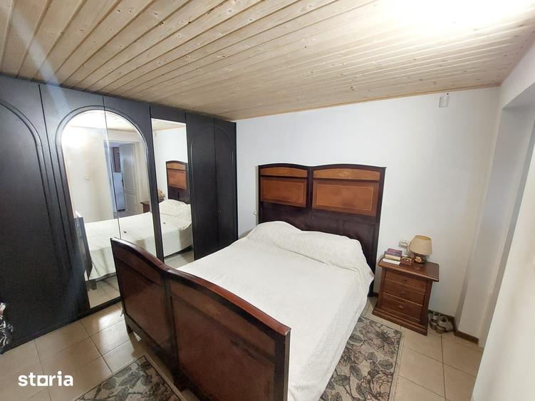 Casă cu 5 camere cu Teren 675 Mp în Gura Ocniței