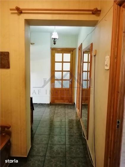 Apartament cu 4 camere decomandat, mobilat în Gară