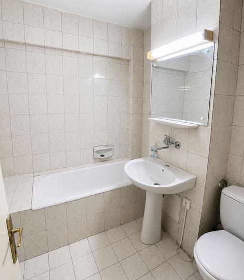 Apartament cu 2 camere decomandat în Popoveni