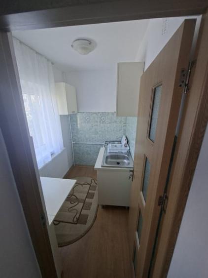 Garsonieră semidecomandată în Rovine
