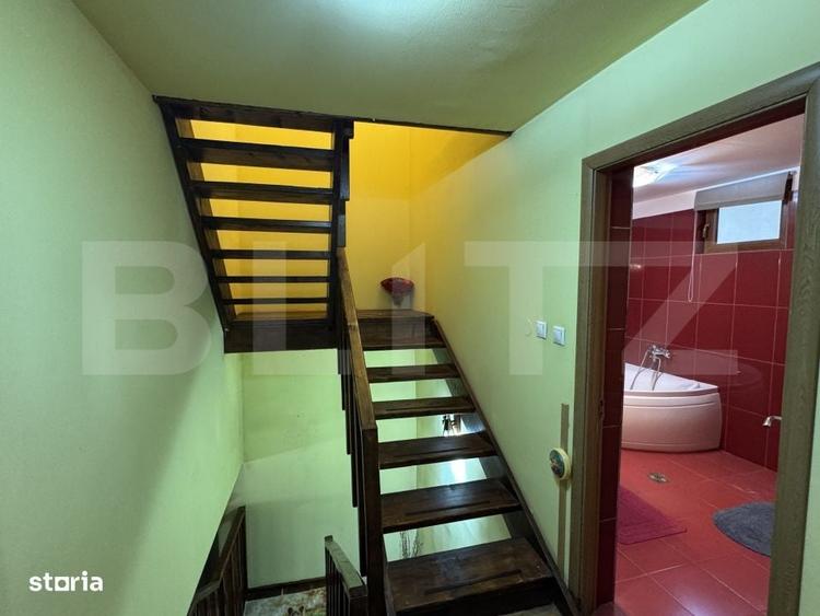 Casă cu 4 camere decomandat cu Teren 166 Mp în Central