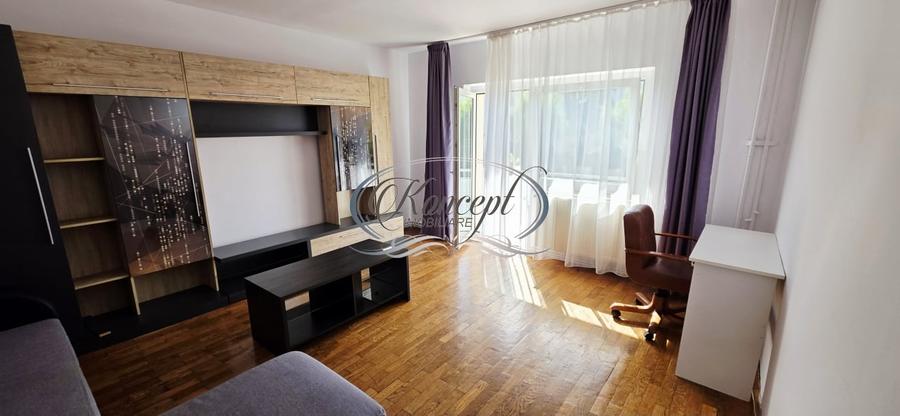 Apartament cu 3 camere decomandat, mobilat în Mănăștur