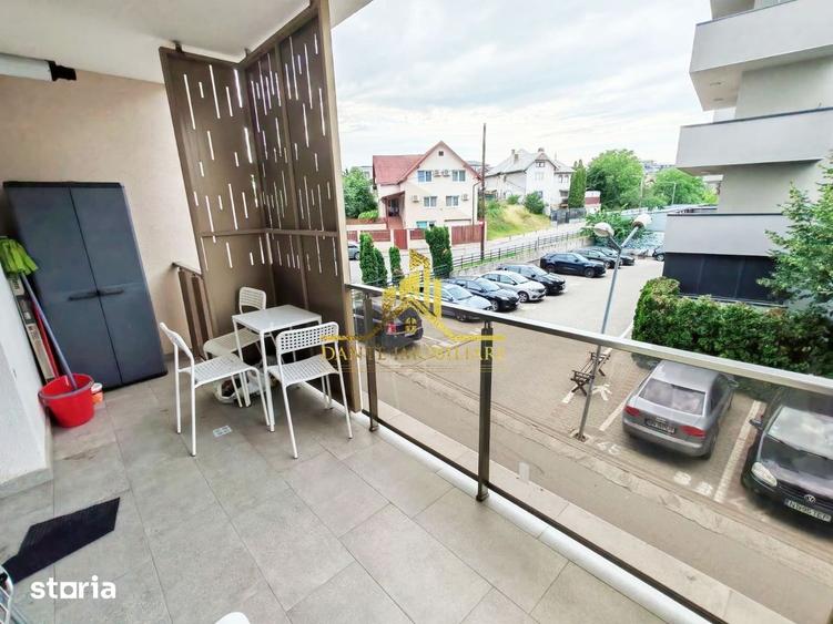 Apartament cu 2 camere semidecomandat, mobilat în Între Lacuri