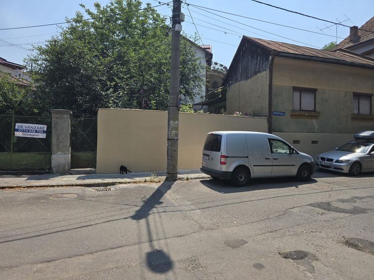 Casă individuală cu 3 camere cu Canalizare în 7 Noiembrie