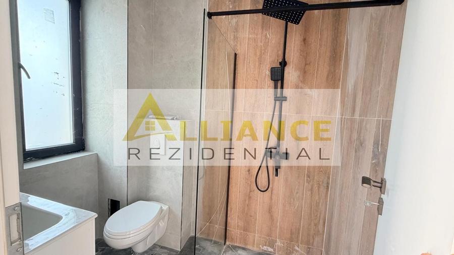 Casă individuală cu 4 camere cu Canalizare în Berceni